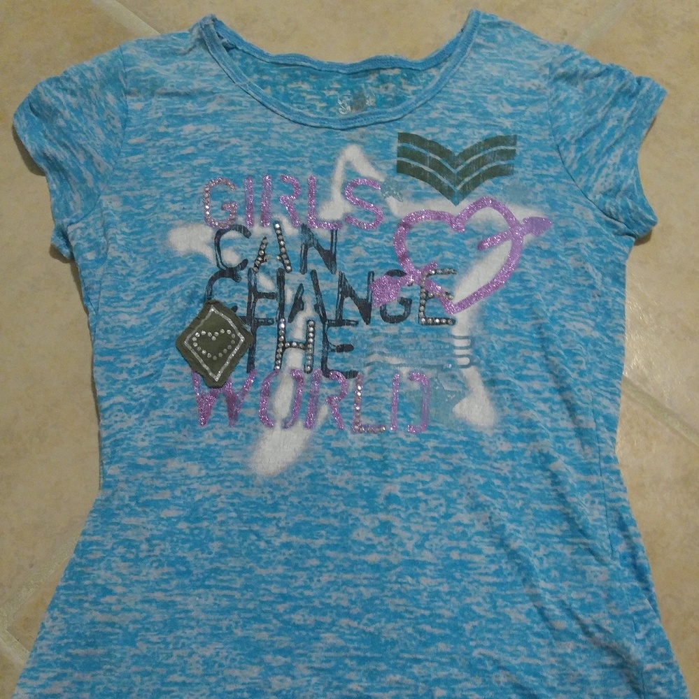 T-shirts - Picture 3 of 3